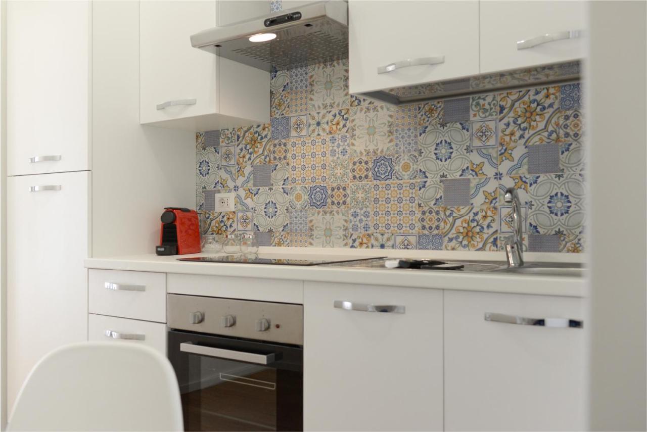 Filomena Chic Apartment Катания Екстериор снимка