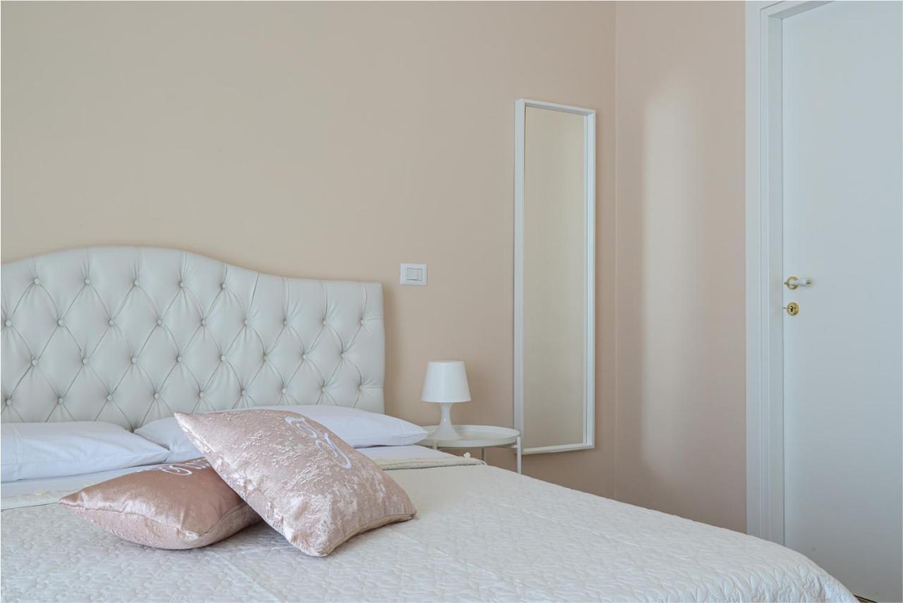 Filomena Chic Apartment Катания Екстериор снимка